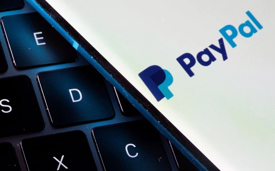 Платежная система PayPal приостановила предоставление услуг в России