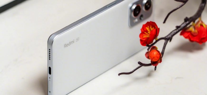 Представлена новая версия доступного флагмана Redmi Note 11T Pro